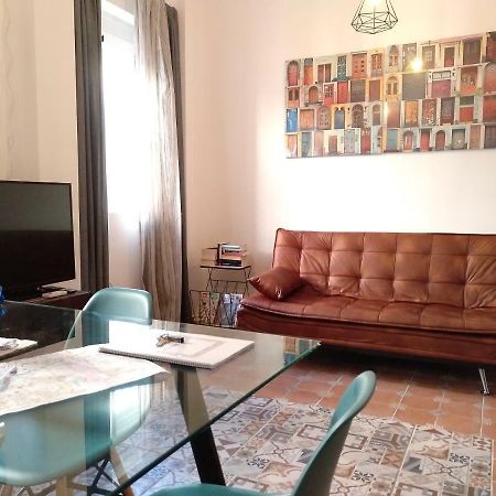 Vintage Apartment Azahar Triana Sevilla Eksteriør billede